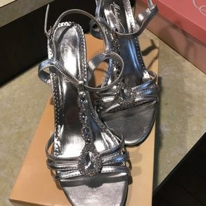 BLING! Special occasion shoes. Size 10